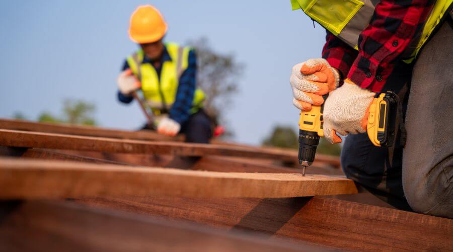 Professional residential roofers in Pacific Junction, IA